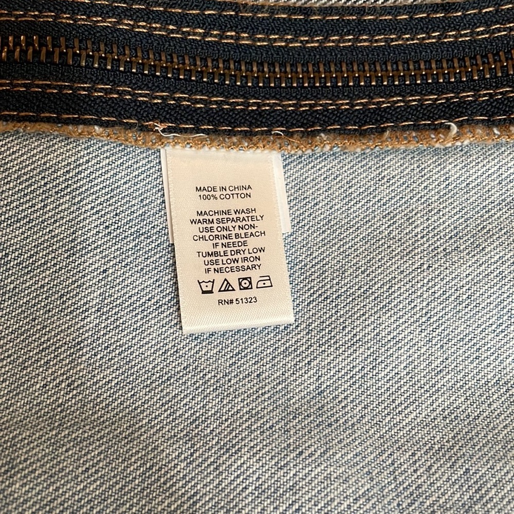 1. State, size 0, light and dark denim skirt, 100% cotton - Picture 5 of 7